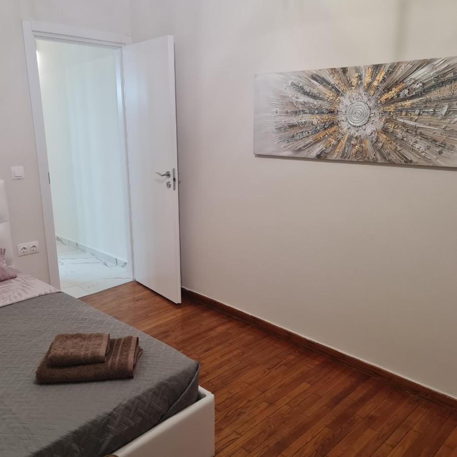 Full Apartment Near Kato Patissia アテネ エクステリア 写真