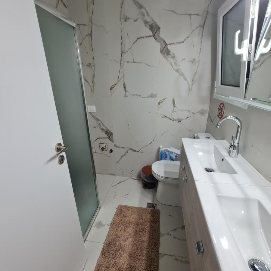 Full Apartment Near Kato Patissia アテネ エクステリア 写真