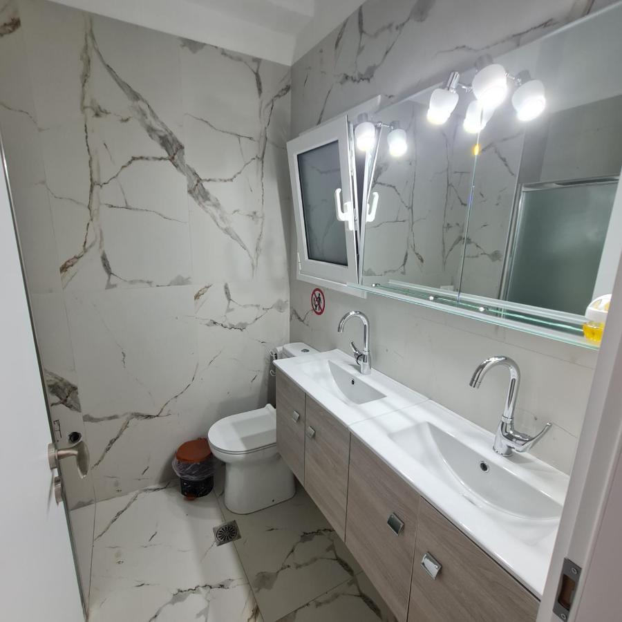 Full Apartment Near Kato Patissia アテネ エクステリア 写真