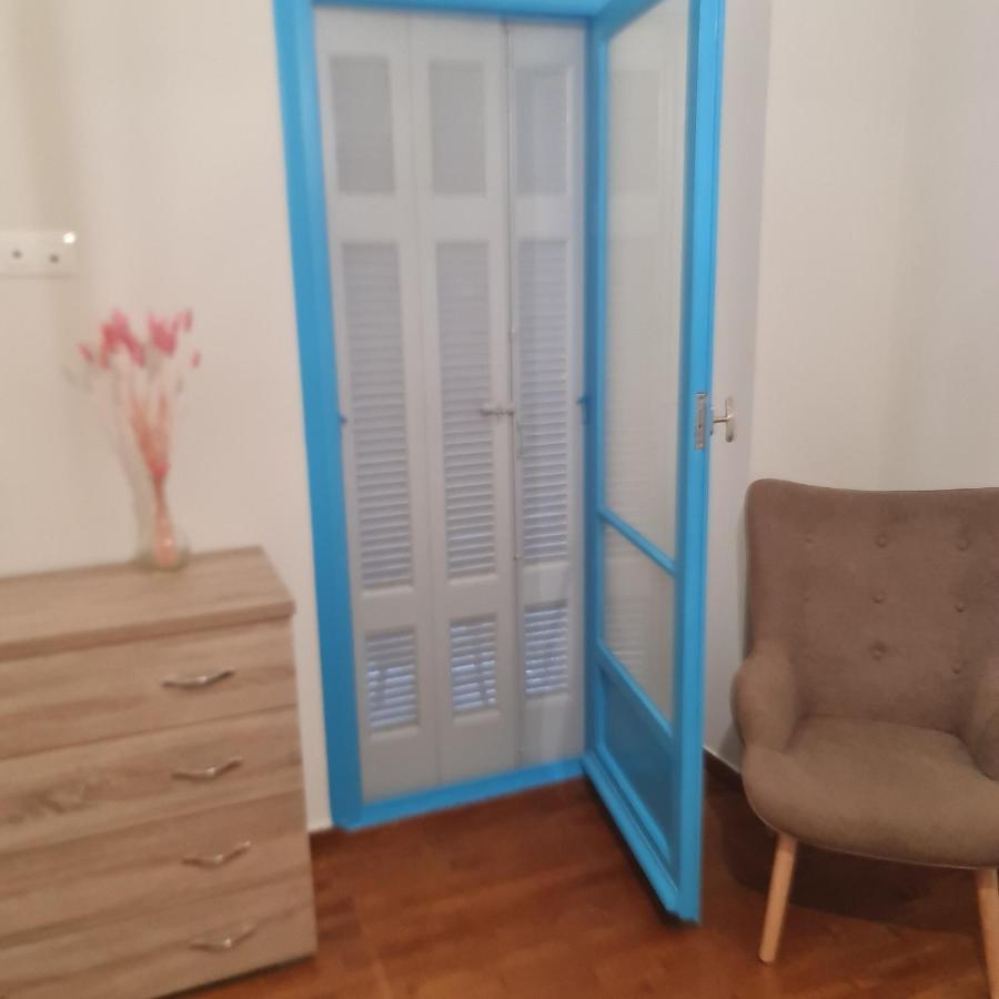 Full Apartment Near Kato Patissia アテネ エクステリア 写真