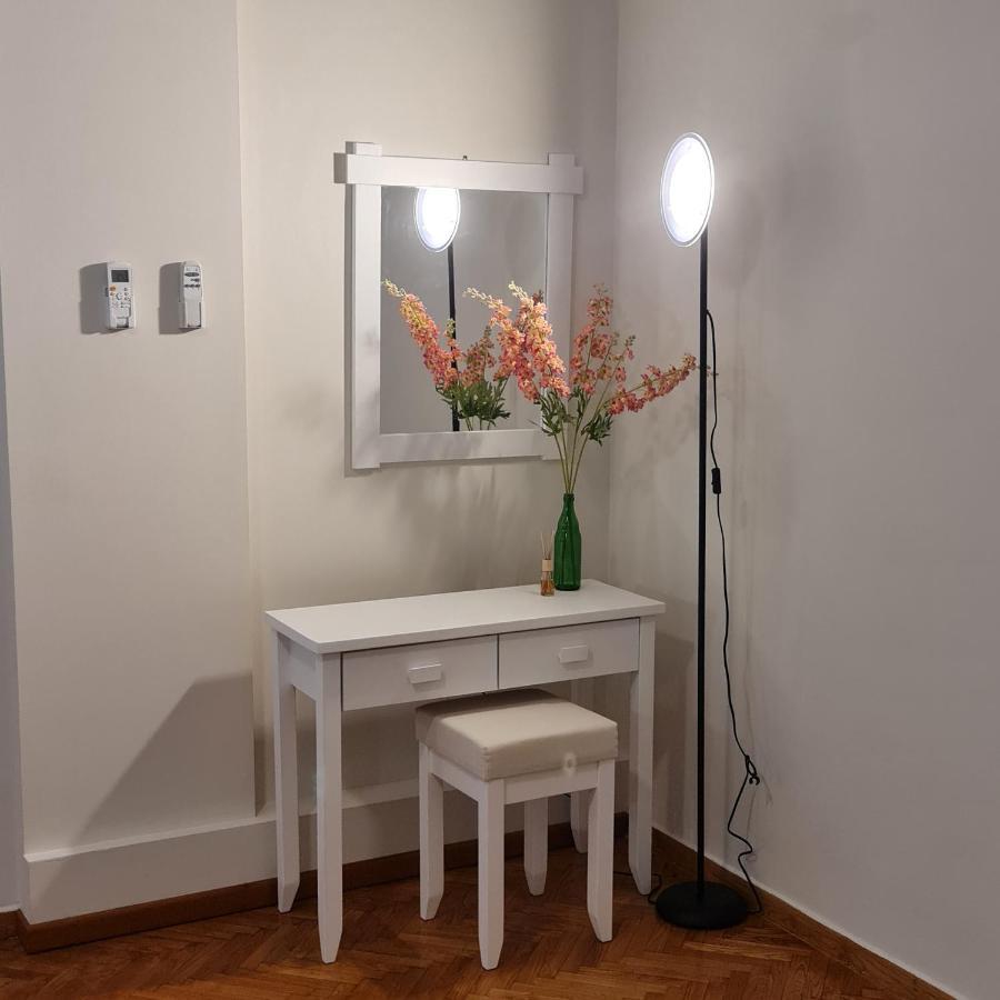 Full Apartment Near Kato Patissia アテネ エクステリア 写真