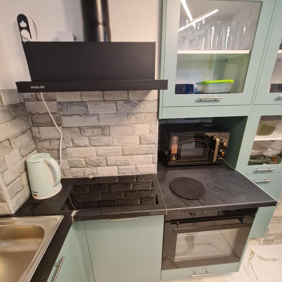 Full Apartment Near Kato Patissia アテネ エクステリア 写真