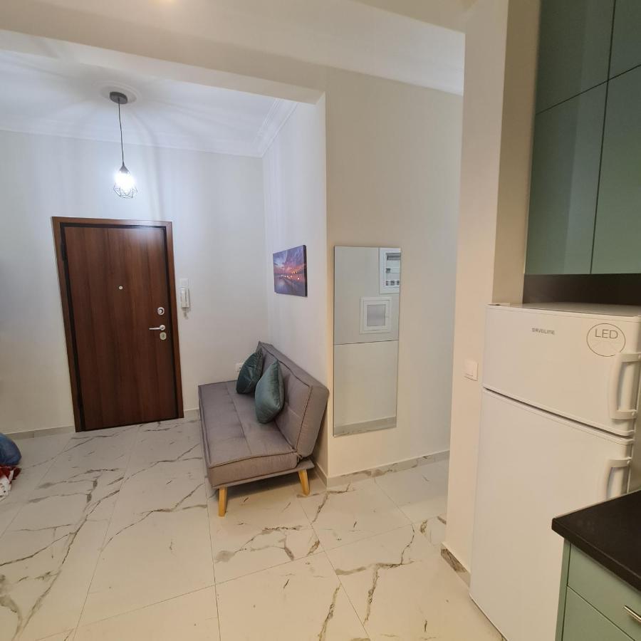 Full Apartment Near Kato Patissia アテネ エクステリア 写真