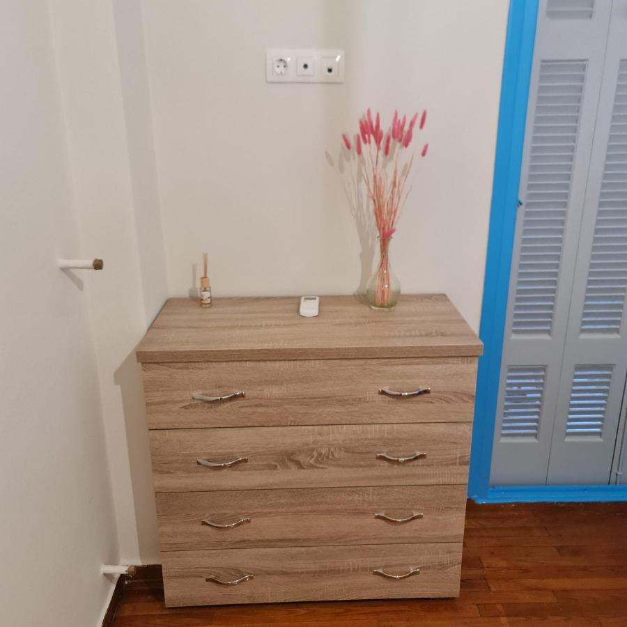 Full Apartment Near Kato Patissia アテネ エクステリア 写真
