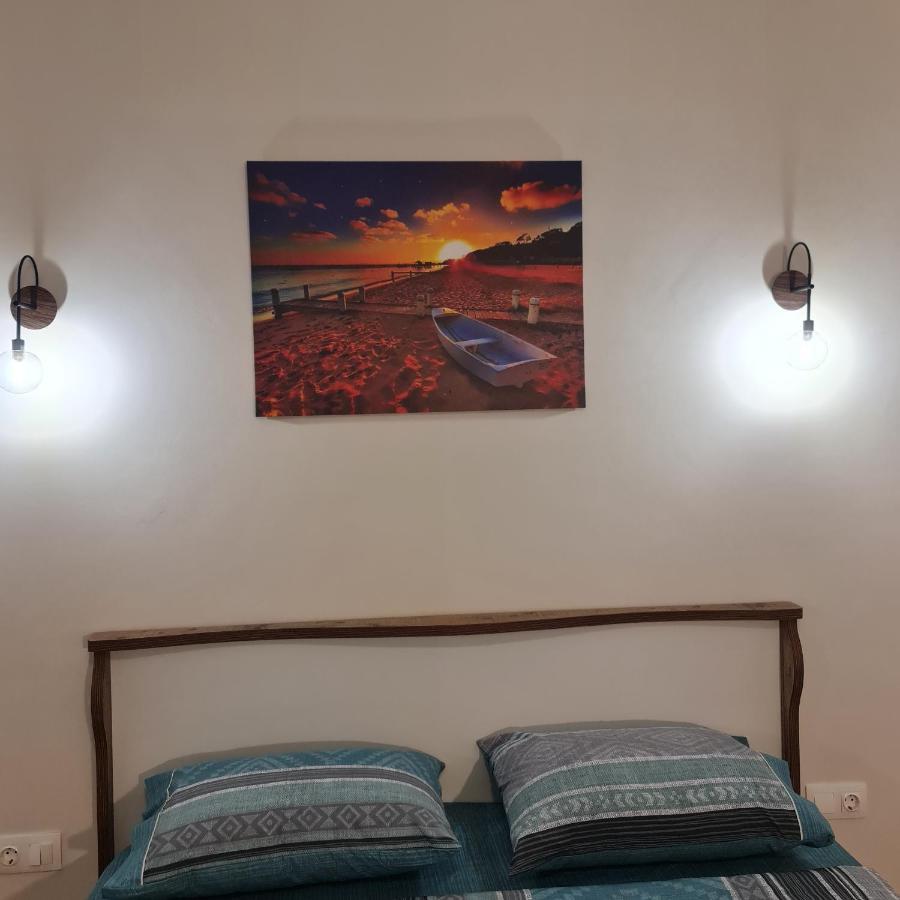 Full Apartment Near Kato Patissia アテネ エクステリア 写真