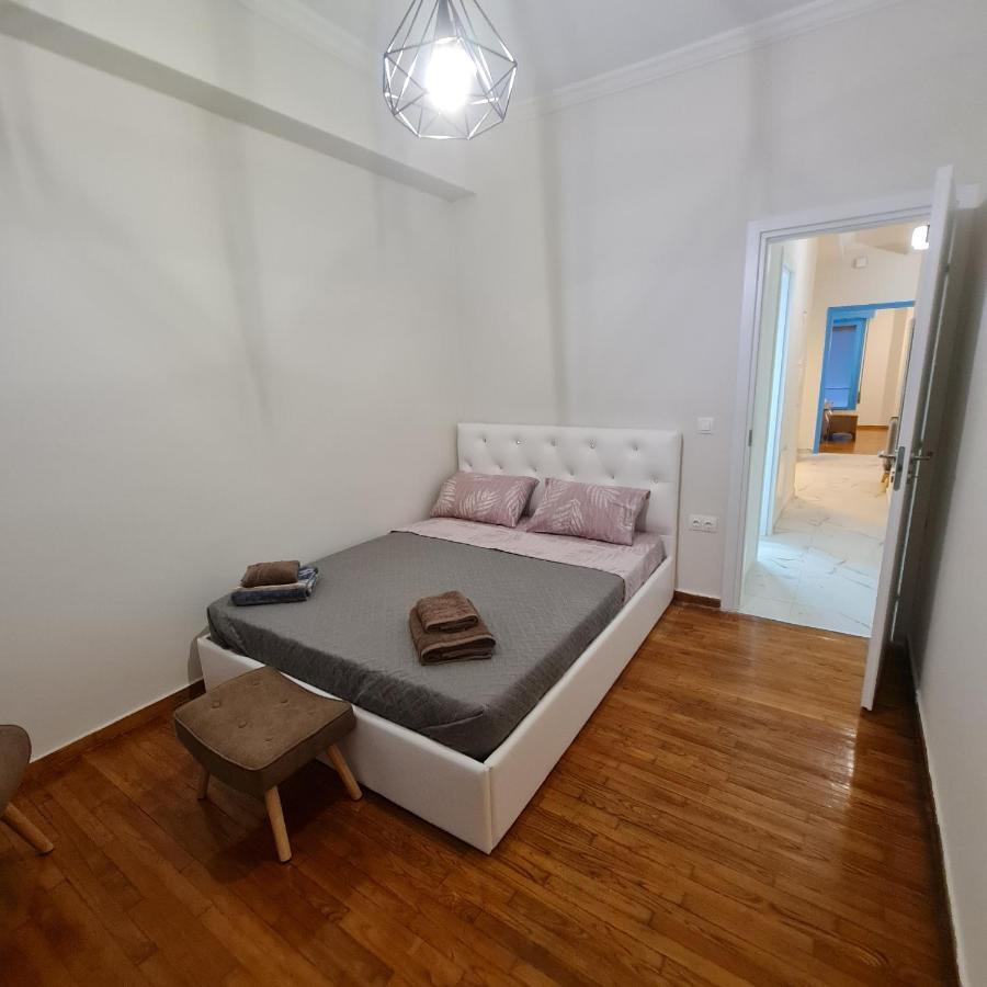 Full Apartment Near Kato Patissia アテネ エクステリア 写真